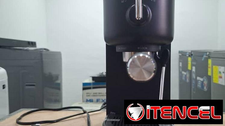 Cafetera Express 2 tazas 75 💵 con 🚘 incluído