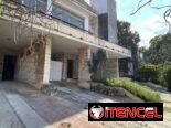 PROPIEDAD HORIZONTAL DE 6 DORMITORIOS Y GARAJE EN MIRAMAR – 300 MIL USD