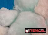 Conejo grande de peluche