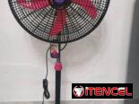 Ventiladores de pie y de mesas recargable y normales