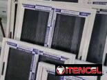 Carpintería moderna en aluminio y cristalería