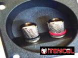 2 Conexiones traseras para altavoces