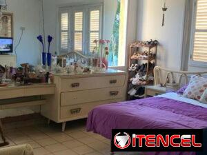 cee6c105bd60380d84ed92c1b3a6a94ca9590721d264f162b3c50b626f751bd7