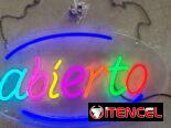 Venta de Letreros que indican Abierto para negocios.