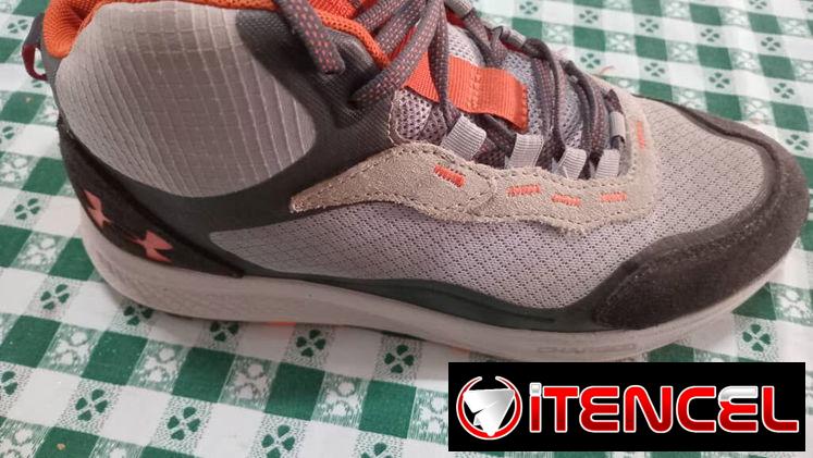 Tenis #41  marca Under Armour, de muy poco uso