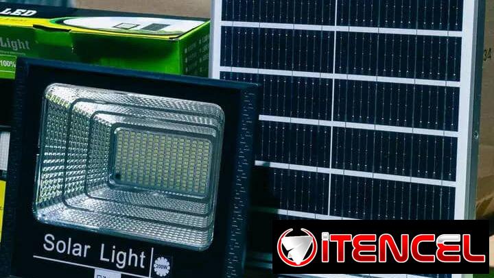 💥Lampara/Reflector Solar ultraluminoso con panel y Mando de 2000 Características: .JBP 200W Reflector Solar