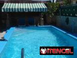 Se renta alojamiento veraniego de 3 habitaciones en Guanabo con piscina grande.58858577