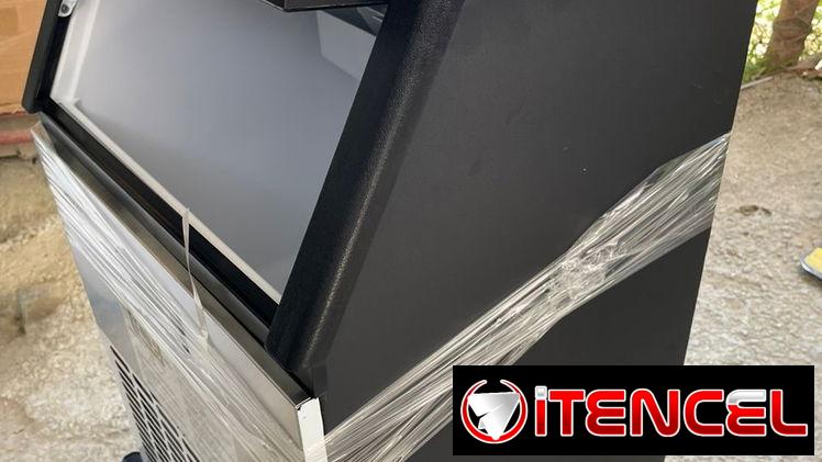 MÁQUINA DE HACER HIELO