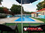 Casa con piscina