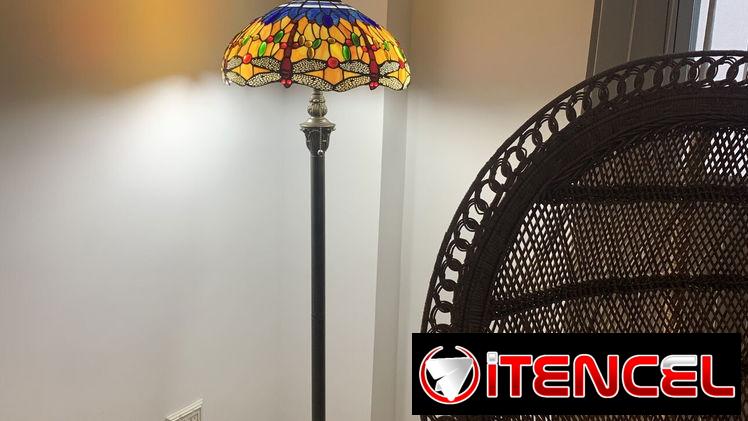 Lámparas de pie y de mesa