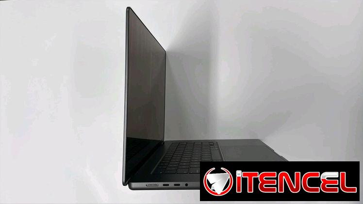 Macbook Pro 16″ M3 Max 36gb Ram, 1TB almacenamiento.