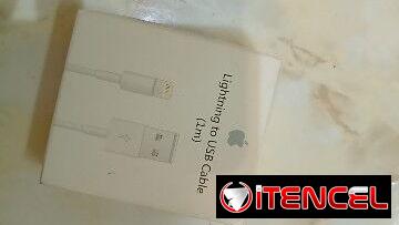 Cable para iPhone. Nuevo en su caja.
