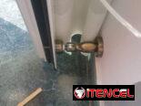Tope de puerta de iman