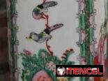 Vendo 2 hermosos jarrones de porcelana
