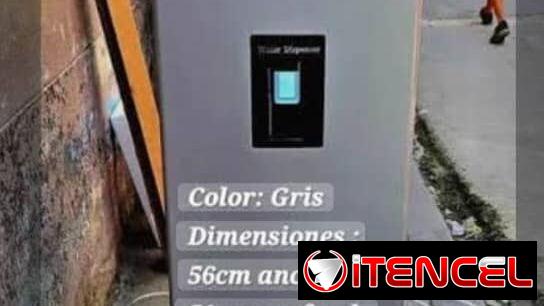 Frio o refri Lemax de 10🦶 con dispensador Garantía:  Precio: 350   usd 🥳🥳 ‼️‼️REBAJADO‼️‼️