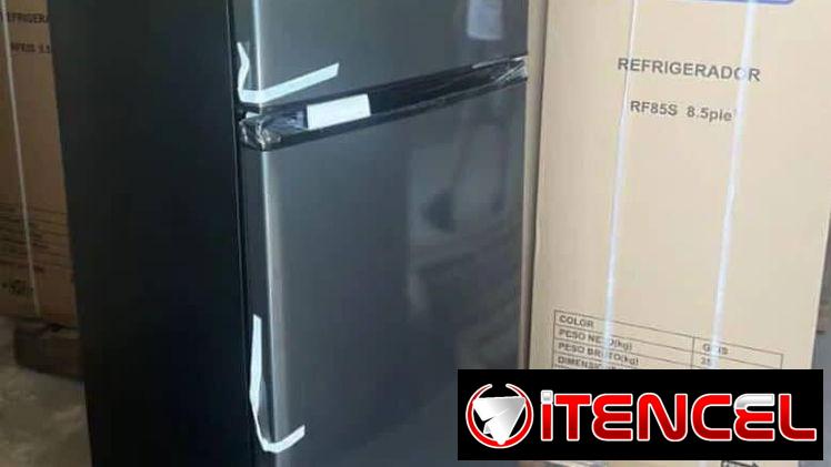 Refrigerador 8.5 pies marca Royal Precio $380 USD mensajeria Incluida