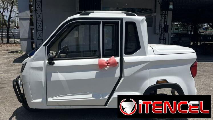 Triciclo pick up cargo (cabina para 3 personas)