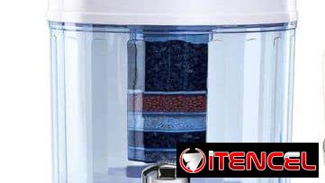 Filtro para agua de 14 litros y kit de respuesto