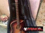 Vendo guitarra electroacústica YAMAHA