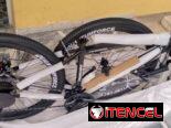 Bicicleta negra medida 26 nueva 0km con mensajería incluida