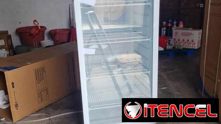 Exhibidora Royal 12.5 pies