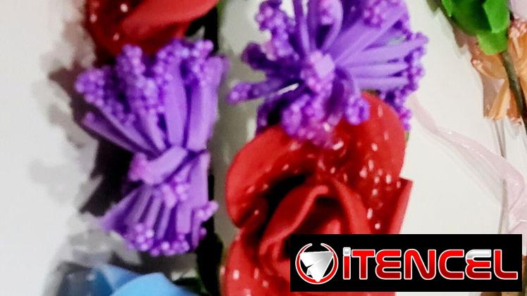 DIADEMAS  CON FLORES  PARA FOTOS O ADORNAR EL PELO