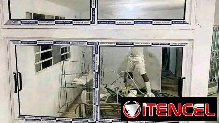 Closet de espejos. Puertas y ventanas de aluminio. Bajos de meseta ect
