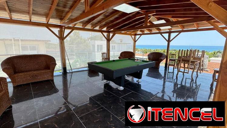 Alquilo casa de lujo con piscina en Guanabo