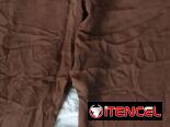 Si usted está interesada en un pantalón de seda talla 14 nuevo de mujer en 1500 pesos.