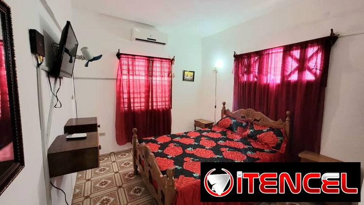 Oferta de descuento en casa  Nataly con piscina en la playa de Guanabo, ubicada a sólo una cuadra del mar 🌊+53 52463651