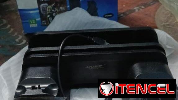 Base para Playstation 4 Slim y Pro