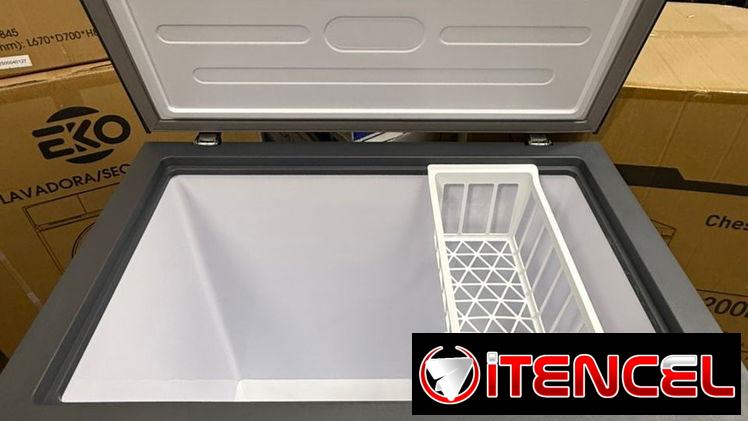 Nevera marca RUDENKOV de 7 pies