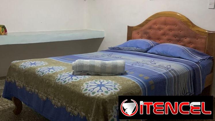 Cod.Z 🏠 Casa de Renta en Guanabo para 8 personas: Piscina y Ranchón