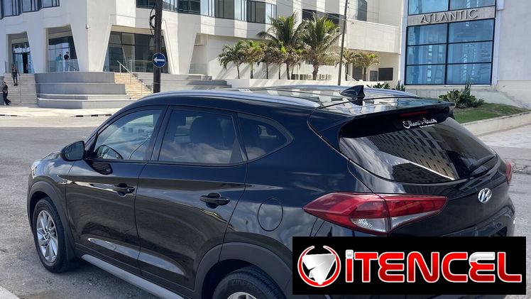 Vendo Hyundai Tucson 2018 con 38000millas