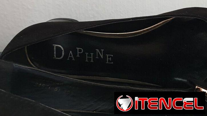 Zapatos negros Dafne