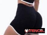 Conjunto Deportivo Acanalado de Top Corto y Shorts