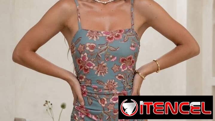 Trusa Enteriza Estampada Floral (Talla M) — 18 USD