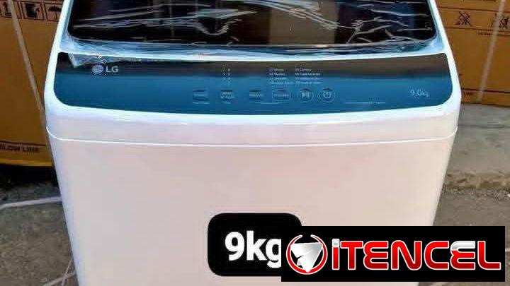 Lavadora automática LG 9Kg. Agua Fría y Caliente.