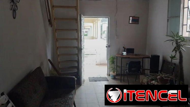 🏠 Venta de casa en el Cerro. Es puerta de calle, gas de la calle, tiene portal, 1 cuarto. Cerca del hospital Covadonga