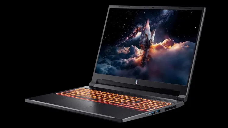 Portátil Acer Nitro V 16 R5 16/512 RTX 5050