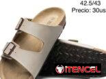 Hermosas sandalias prácticas