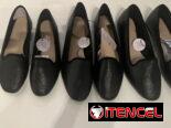—- Zapatos de color negro —- zapatos de mujer —–