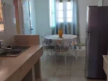 🏡Playa. Rento apto de 3 cuartos y 2 baños. Terraza a la calle. 📍Cerca de 31 y 42. 💼Renta Lineal.👶Se admiten niños