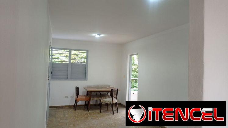 Permuto apto 2/4 en Nuevo Vedado