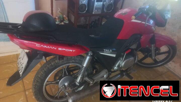 1100 USD vendo ax100 con chapa para más info escríbanme por Whatsapp
