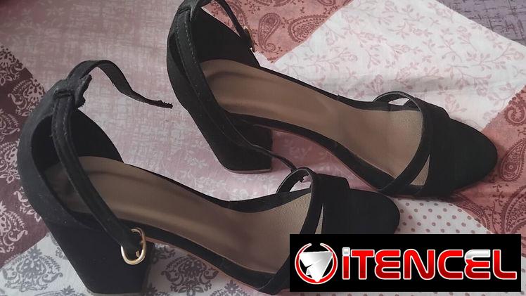 ZAPATOS DE TACÓN CUADRADO