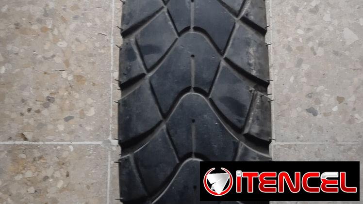 SE VENDE GOMA PARA MOTO DE USO PERFECTO ESTADO