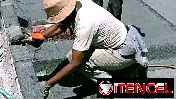 Manta de techo ,se monta y se repara la manta asfáltica impermible , techeros profesionales y legales 51151116 y52575800