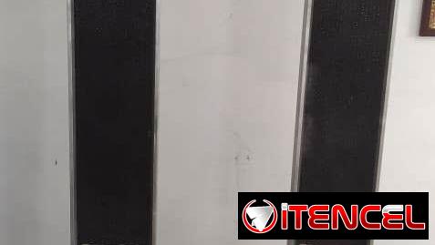 Amplificador con sus Bocinas 53732309 paco
