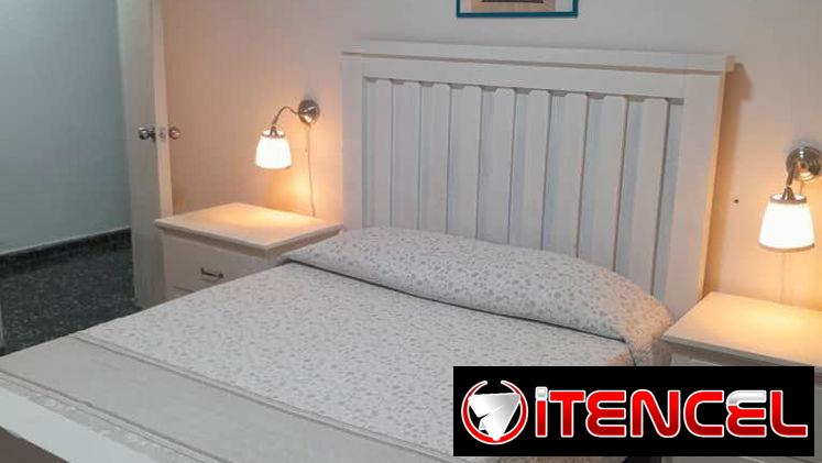 ¡EL NÁUTICO! 🏠 RENTO APTO 2 HAB. CLIMATIZADO, WIFI, C/EQUIPADA, PARQUEO CERCA. 600 USD.